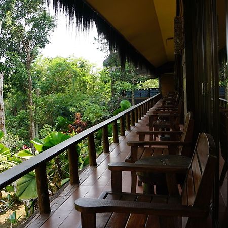 Samboja Lodge Баликпапан Екстериор снимка